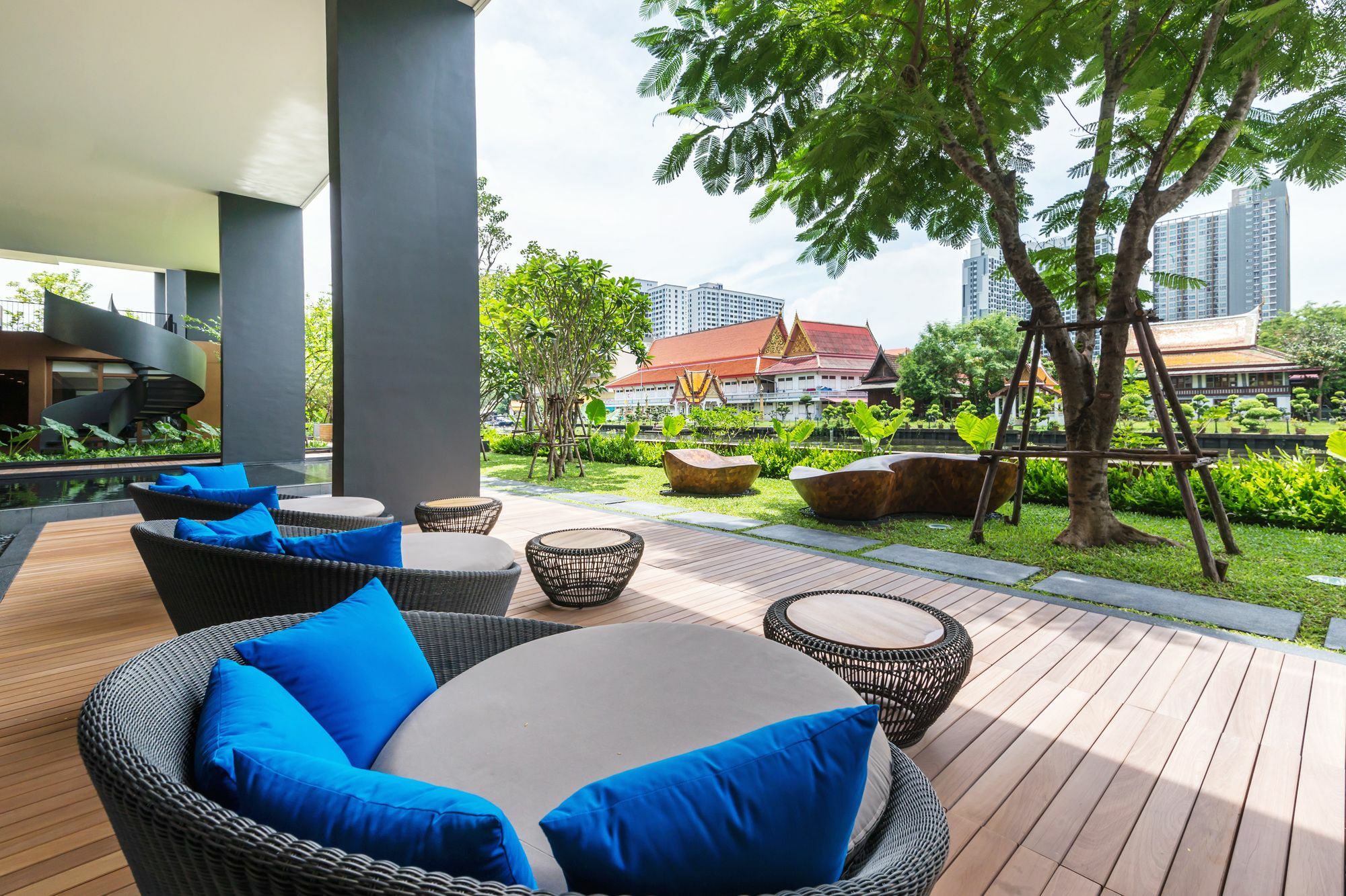 Hasu Haus By Favstay Bangkok Exteriör bild