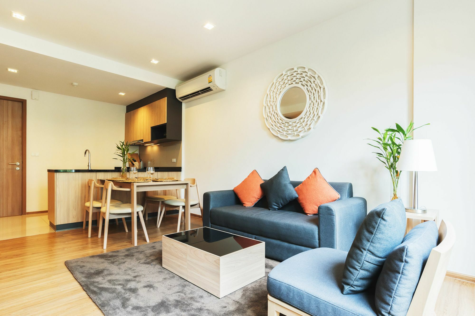 Hasu Haus By Favstay Bangkok Exteriör bild