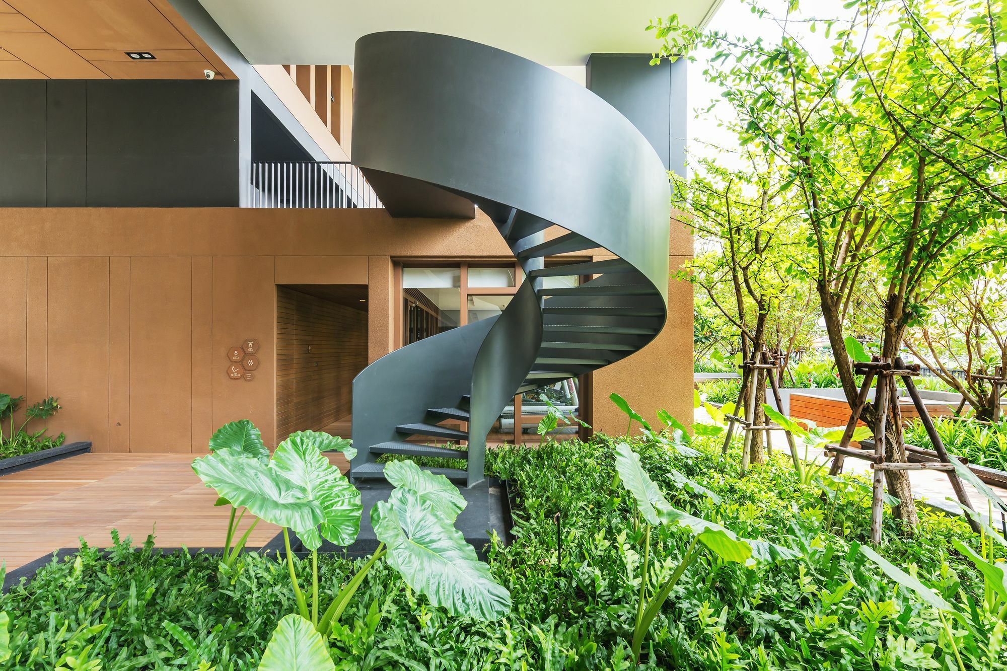 Hasu Haus By Favstay Bangkok Exteriör bild